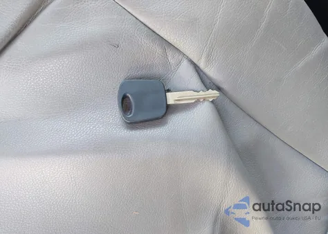 2003 Ford E-150 Commercial из США, поврежденный, VIN 1FTRE142X3HA29070